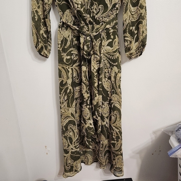 Tommy Hilfiger Olive and Cream Midi Dress - Picture 6 of 9